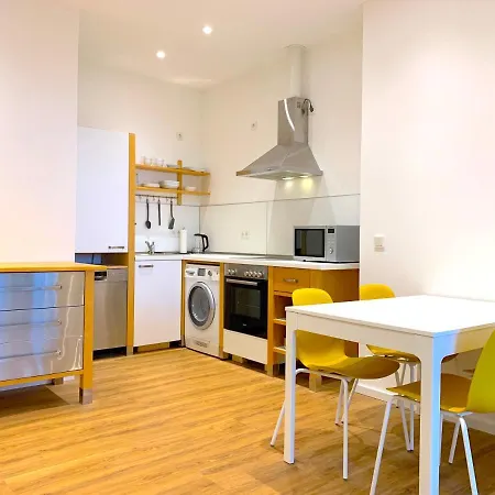 Alles Komplett - 2 Schlafzimmer, Grosse Kueche, Bad Köln Exterior foto